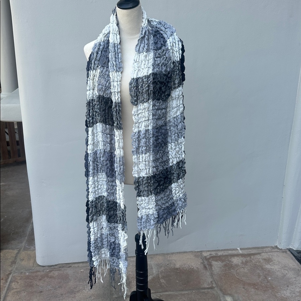 Black Grey White plaid Shawl Scarf - Picture 2 of 5